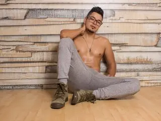 Shows camshow ass peterperez
