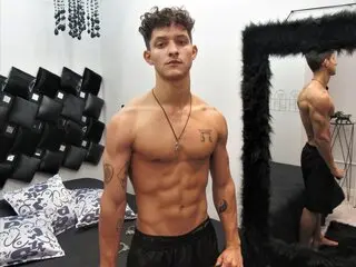 Pictures real ass AlexandroGoitia